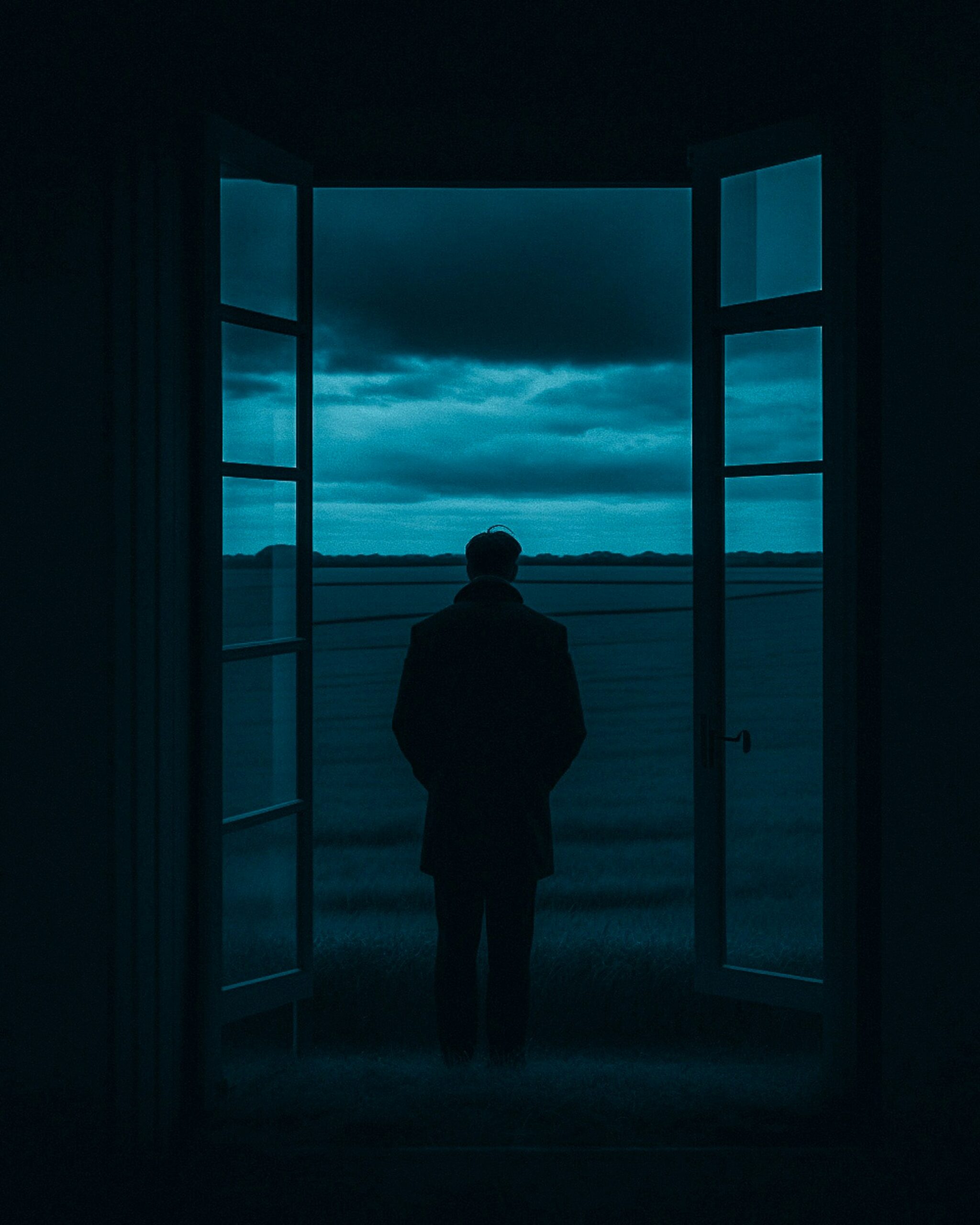 bang voor wat anderen van je denken man alleen nadenkend